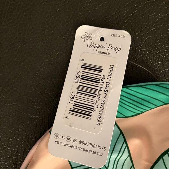 2/$18 NEW Dippin’ Daisy’s Tropical Palm Leaf Strapless Bikini Top Size Large - Picture 4 of 5